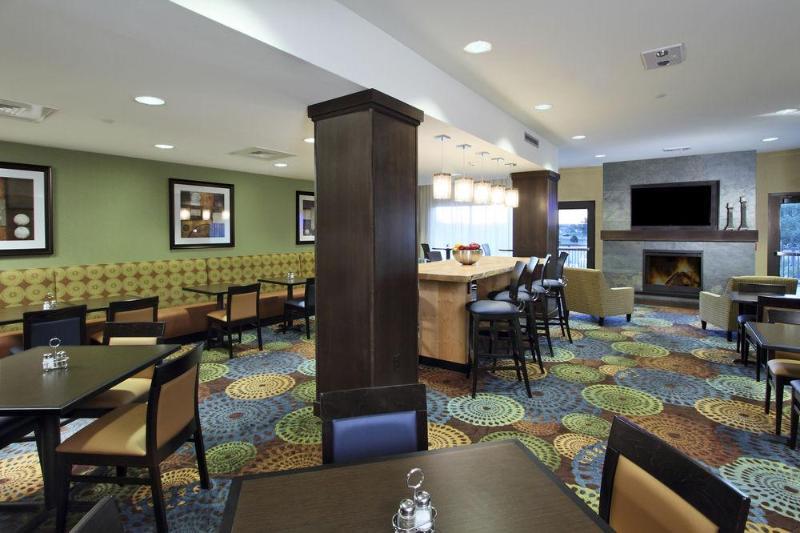 Holiday Inn Express & Suites Colorado Springs-Airport By Ihg Exterior foto